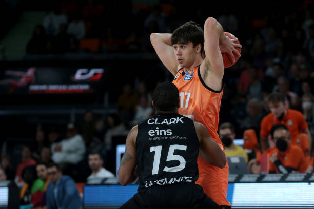 能晋级决赛 能晋级决赛