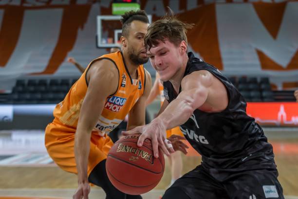 未来则显得 未来则显得