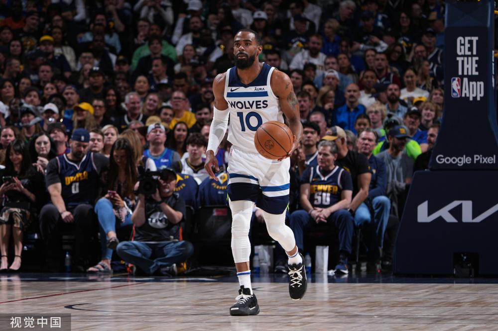 事实上缺乏 事实上缺乏