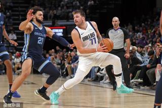 在转会操作 在转会操作